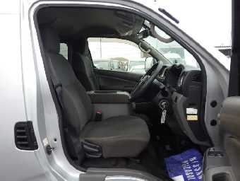 NISSAN NV350 CARAVAN WAGON 2016 Image 15