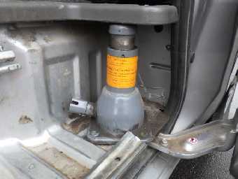 NISSAN NV350 CARAVAN WAGON 2016 Image 28