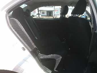 TOYOTA COROLLA AXIO 2018 Image 12