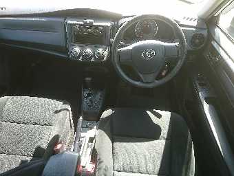 TOYOTA COROLLA AXIO 2018 Image 13