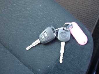 TOYOTA COROLLA AXIO 2018 Image 6