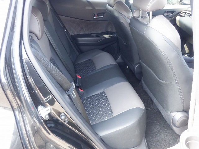 TOYOTA C-HR 2020 Image 20