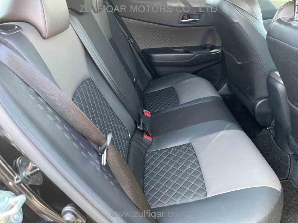 TOYOTA C-HR 2020 Image 8