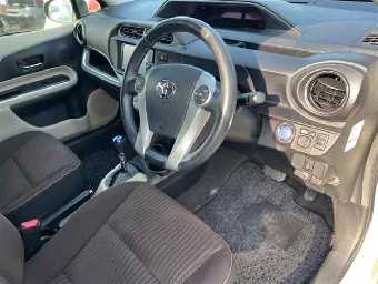 TOYOTA AQUA 2014 Image 3