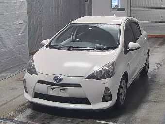 TOYOTA AQUA 2012 Image 1