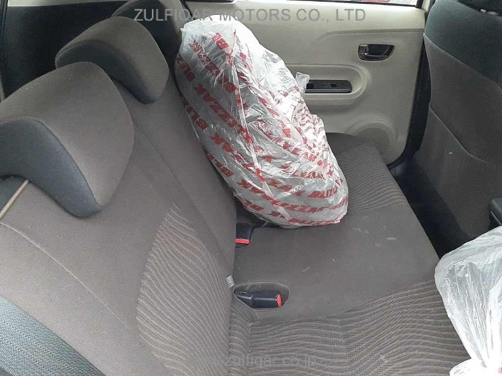 TOYOTA AQUA 2012 Image 9