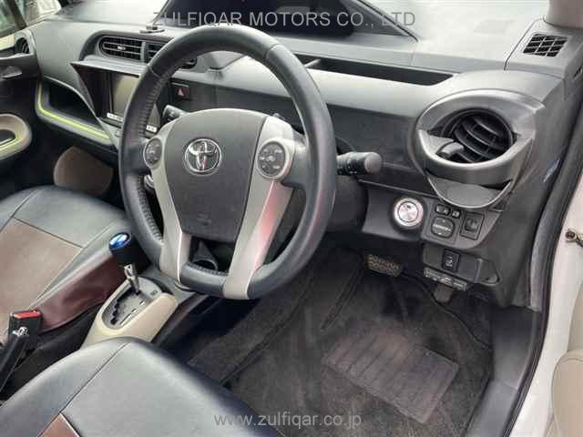 TOYOTA AQUA 2013 Image 3