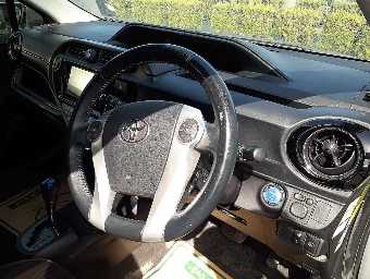 TOYOTA AQUA 2016 Image 7