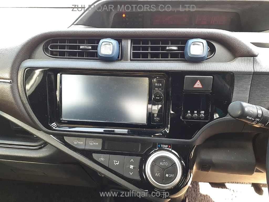 TOYOTA AQUA 2016 Image 10