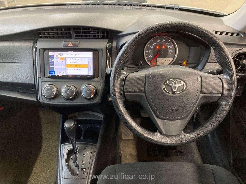 TOYOTA COROLLA AXIO 2018 Image 6