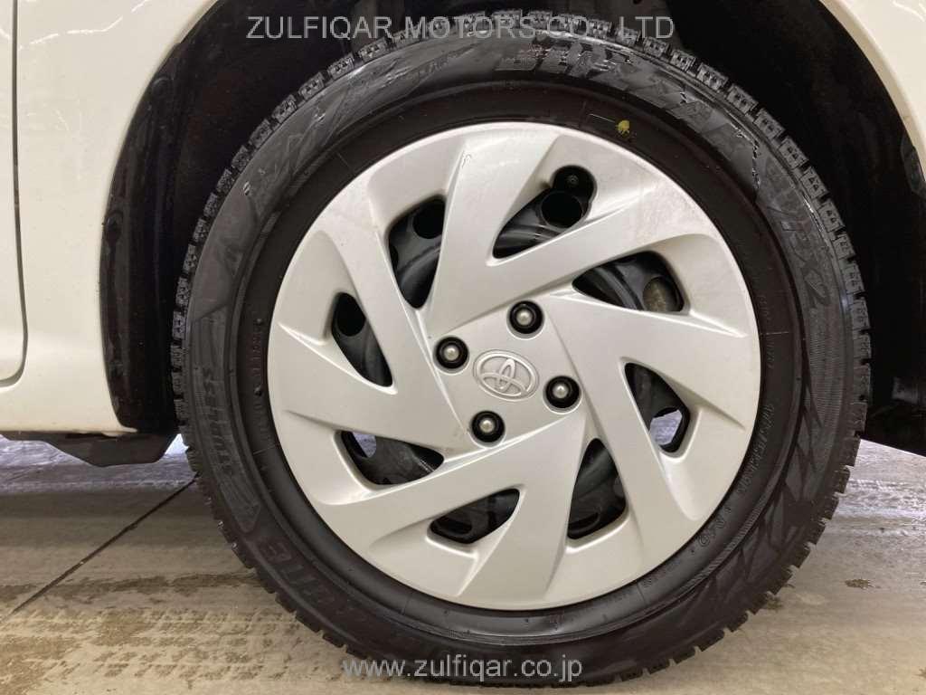 TOYOTA COROLLA AXIO 2018 Image 8