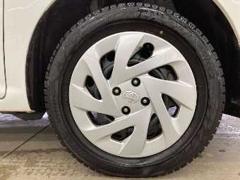 TOYOTA COROLLA AXIO 2018 Image 6