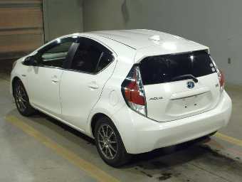 TOYOTA AQUA 2016 Image 4