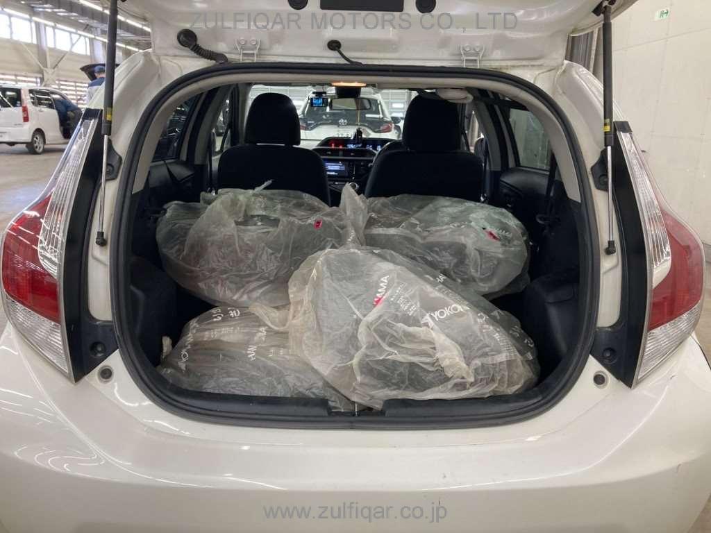 TOYOTA AQUA 2016 Image 8