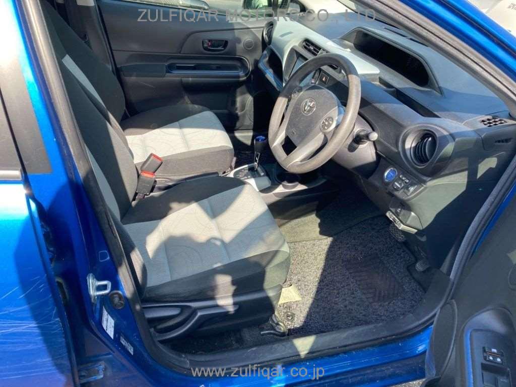 TOYOTA AQUA 2013 Image 5