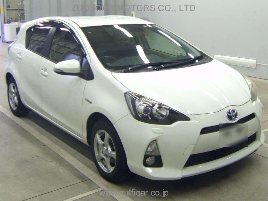 TOYOTA AQUA 2012 Image 3