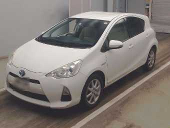 TOYOTA AQUA 2012 Image 1