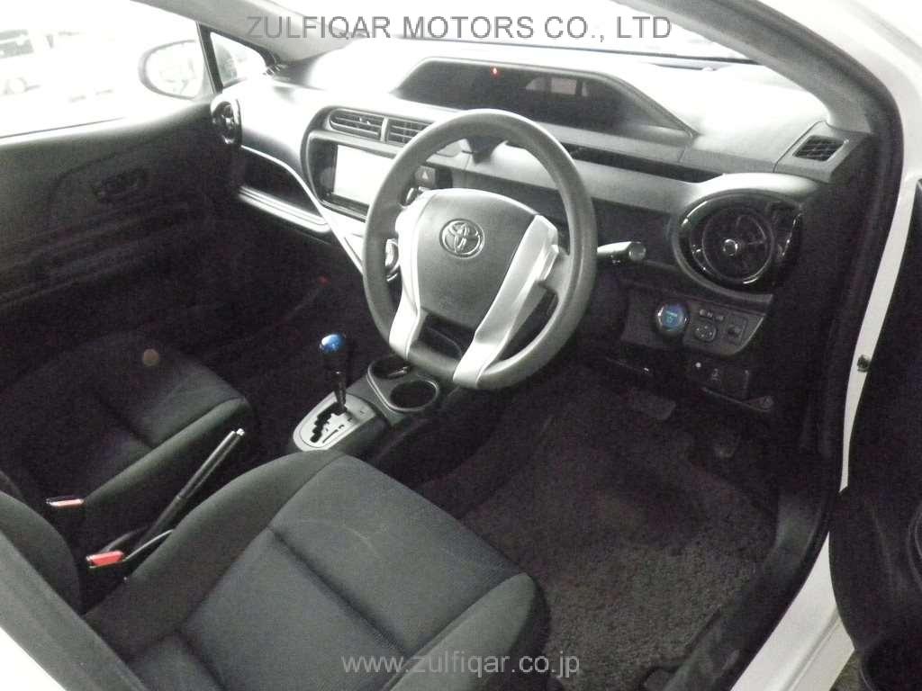 TOYOTA AQUA 2015 Image 5