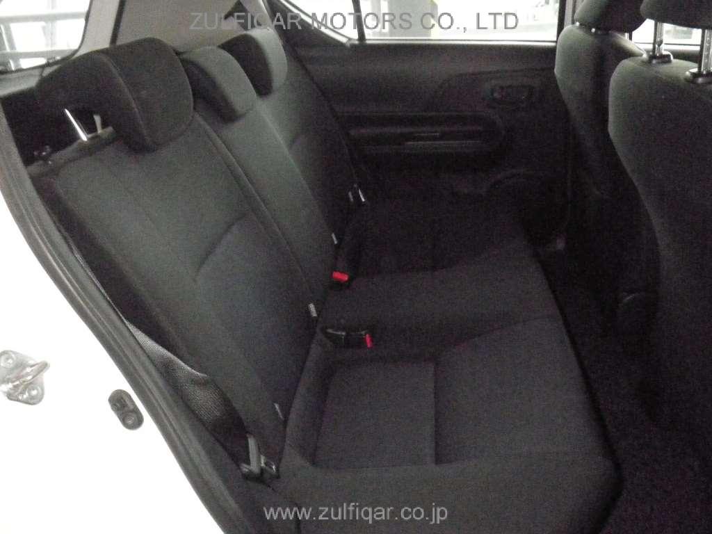 TOYOTA AQUA 2015 Image 7