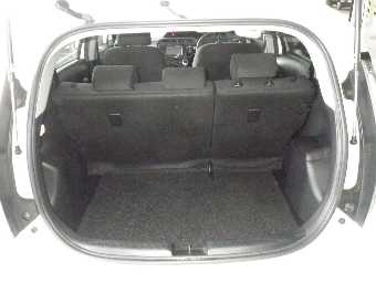 TOYOTA AQUA 2015 Image 8