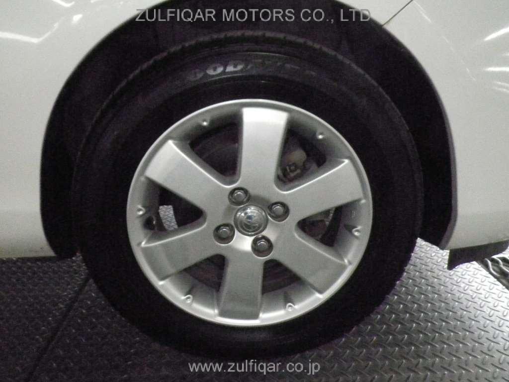 TOYOTA AQUA 2015 Image 9