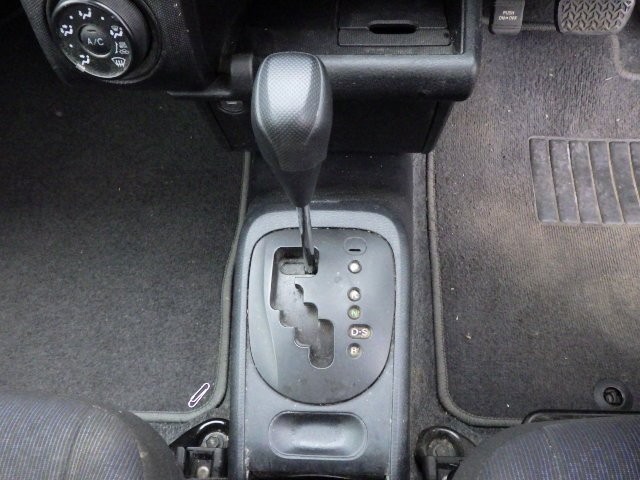 TOYOTA PROBOX 2018 Image 21