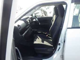 TOYOTA PROBOX 2018 Image 16