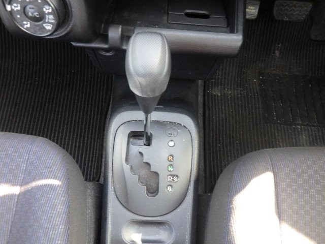 TOYOTA PROBOX 2018 Image 24