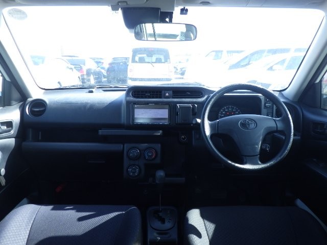 TOYOTA PROBOX 2018 Image 25