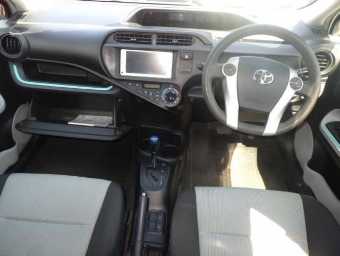 TOYOTA AQUA 2013 Image 3