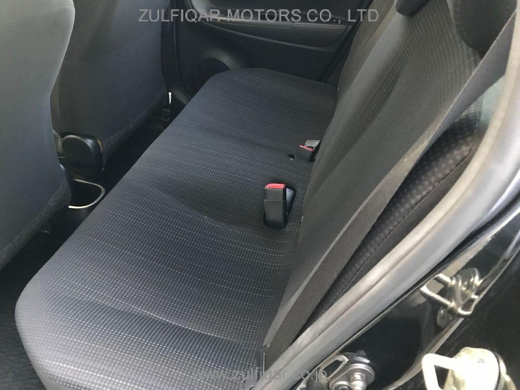 TOYOTA VITZ 2019 Image 4