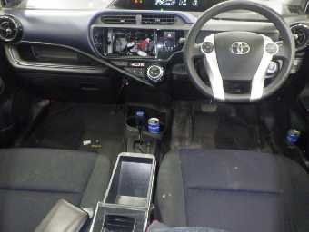 TOYOTA AQUA 2016 Image 3