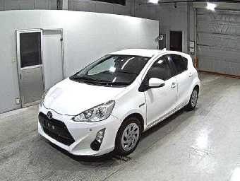 TOYOTA AQUA 2016 Image 4