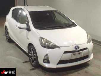 TOYOTA AQUA 2012 Image 1