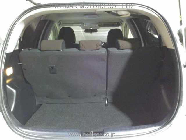 TOYOTA AQUA 2012 Image 6