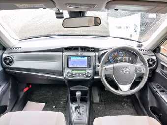 TOYOTA COROLLA AXIO 2015 Image 6