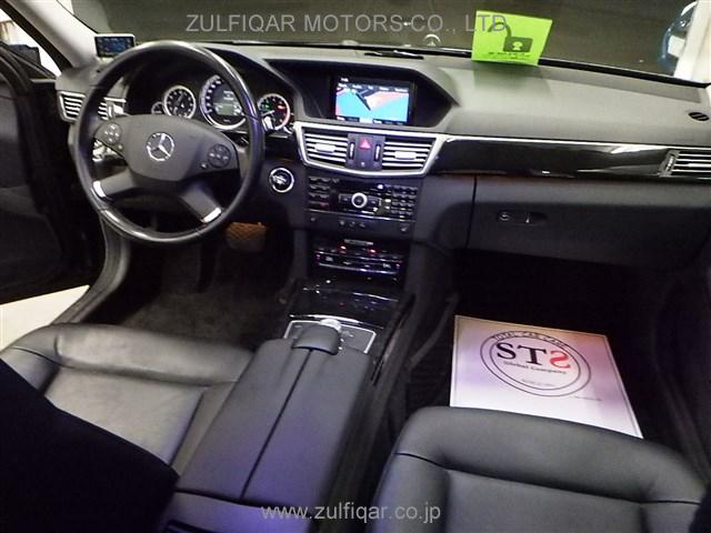 MERCEDES BENZ E CLASS 2010 Image 5