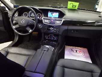 MERCEDES BENZ E CLASS 2010 Image 5