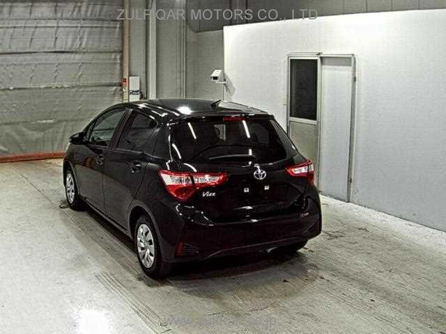 TOYOTA VITZ 2019 Image 2