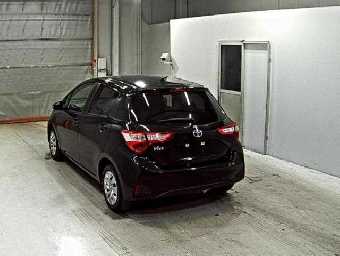 TOYOTA VITZ 2019 Image 2