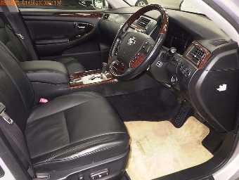 TOYOTA CROWN MAJESTA 2007 Image 5