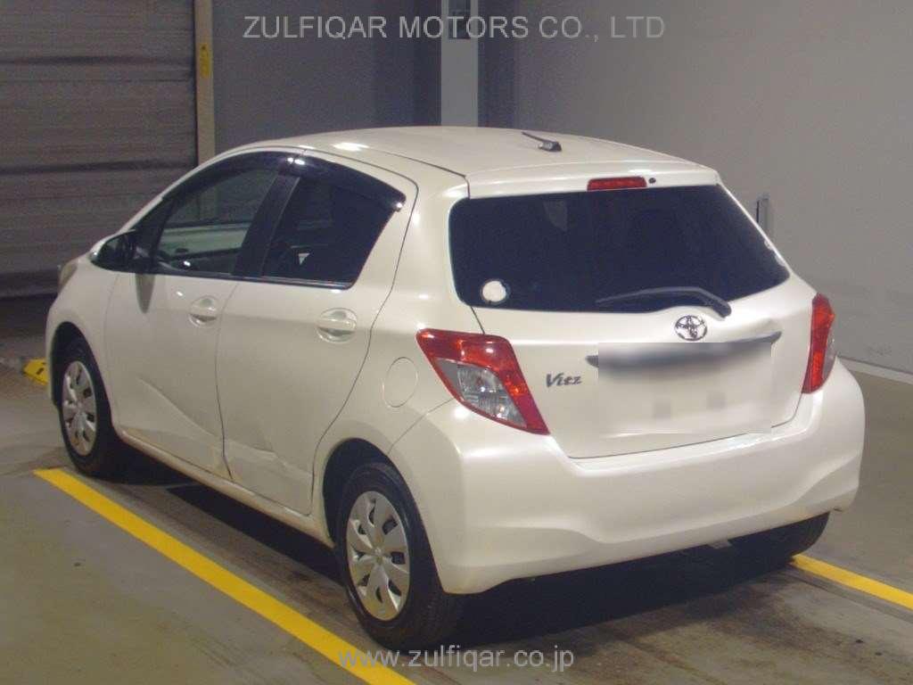 TOYOTA VITZ 2011 Image 4