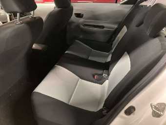 TOYOTA AQUA 2012 Image 8