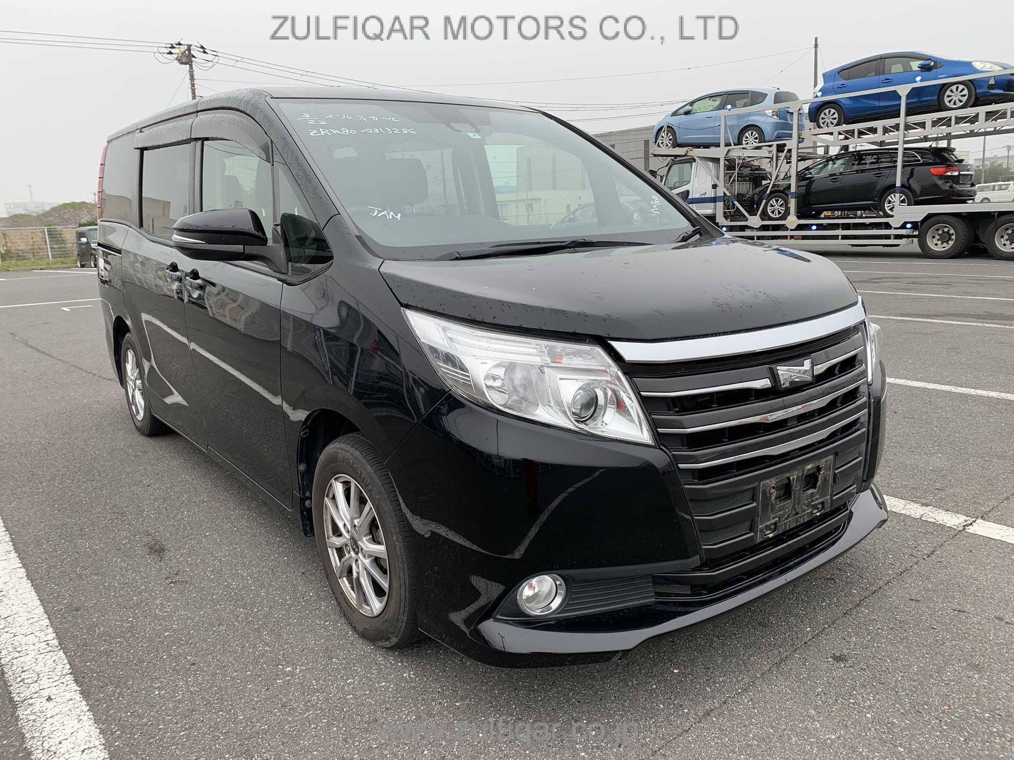 TOYOTA NOAH 2017 Image 2