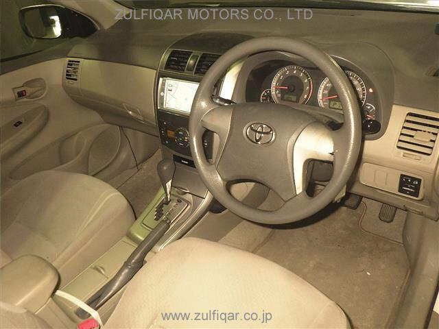 TOYOTA COROLLA AXIO 2010 Image 3