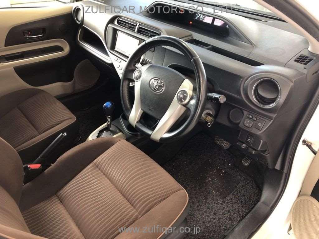 TOYOTA AQUA 2014 Image 5