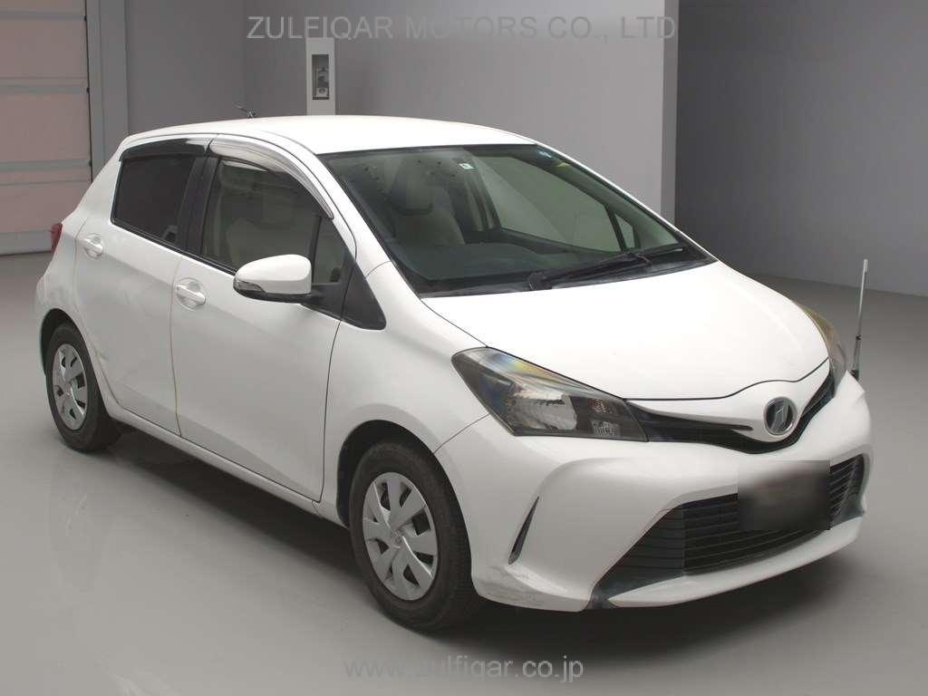 TOYOTA VITZ 2014 Image 3
