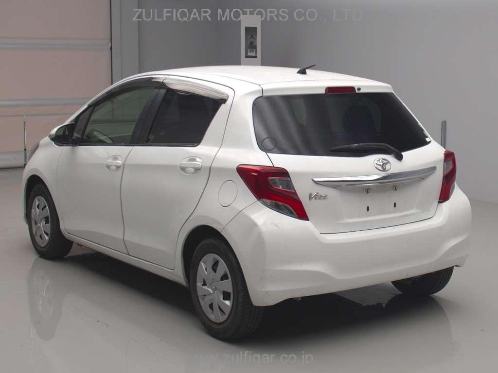 TOYOTA VITZ 2014 Image 4