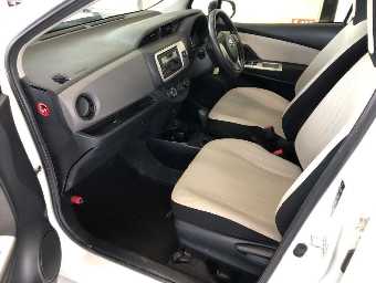 TOYOTA VITZ 2014 Image 7