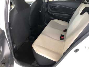 TOYOTA VITZ 2014 Image 8